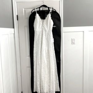 Lulus Wedding Dress -Size L, never worn, tags attached